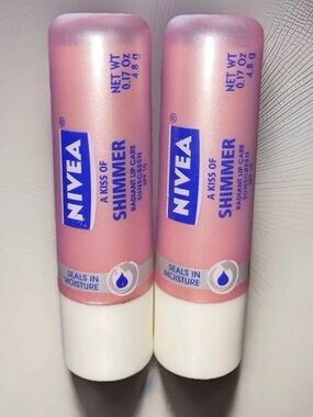 2 x NIVEA A Kiss Of Shimmer Radiant Lip Care Pearly Lip Balms w/ SPF 10 | NWOB